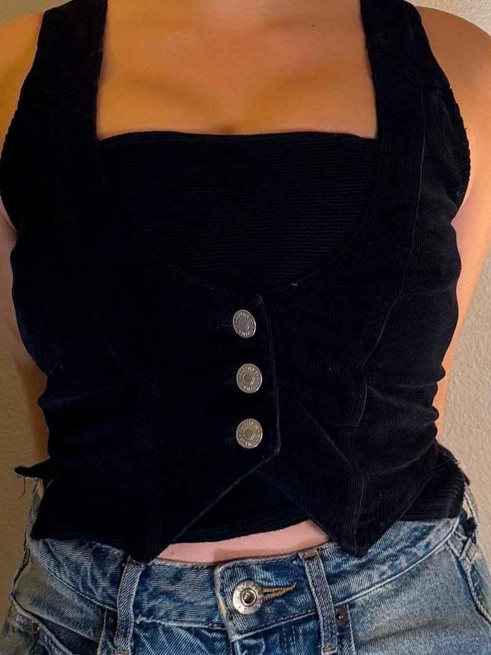 Forever 21 Black Corduroy Button-Front Crop Top